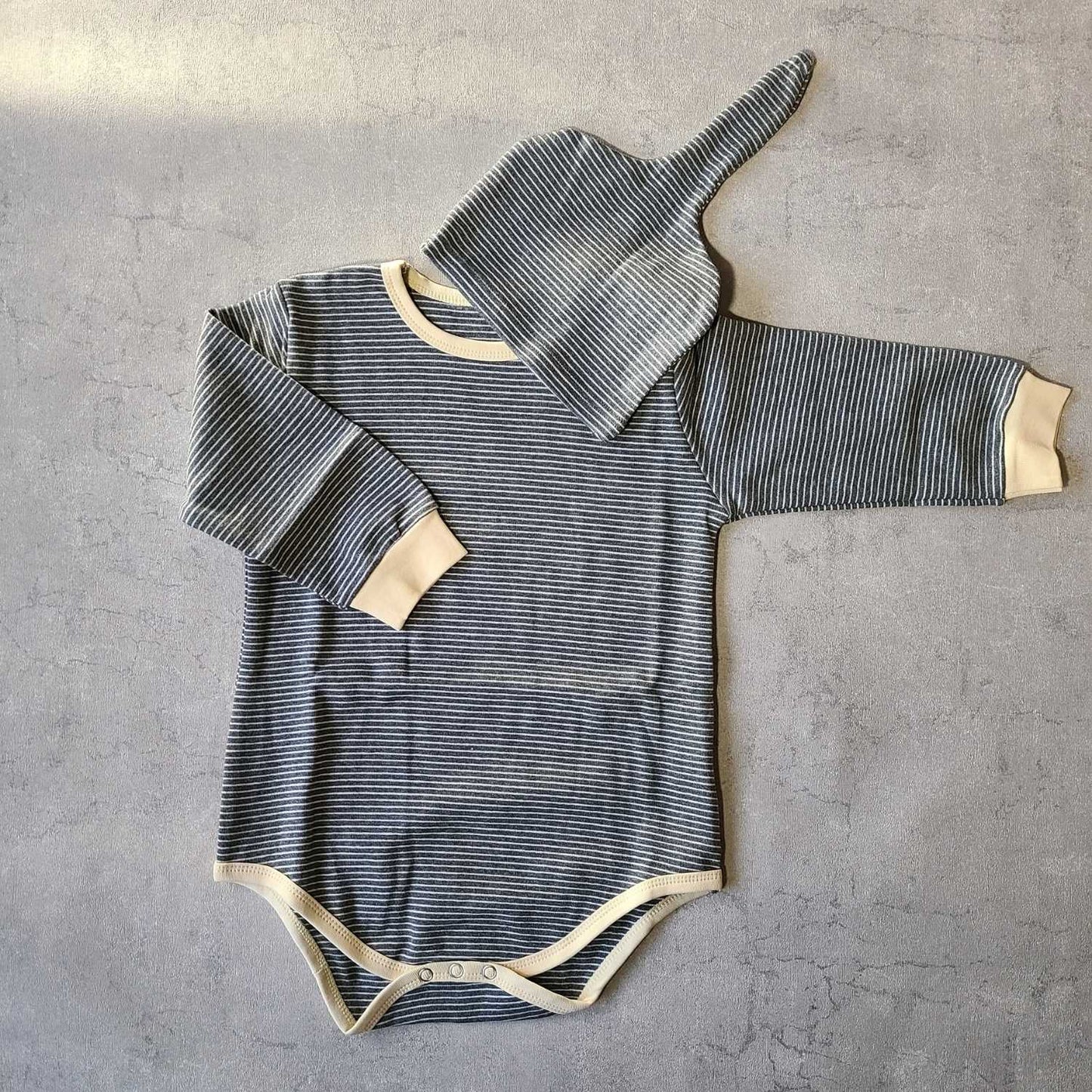 セットアップ ロンパース 3点セット ベビー服 帽子 ズボン 60-90サイズ